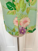 Load image into Gallery viewer, 1970’ s Morning Glory Button Up Shirt