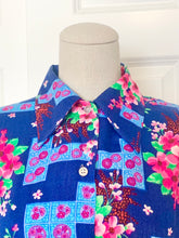 Load image into Gallery viewer, 1970’s Floral Button Up Tie Waist Shirt