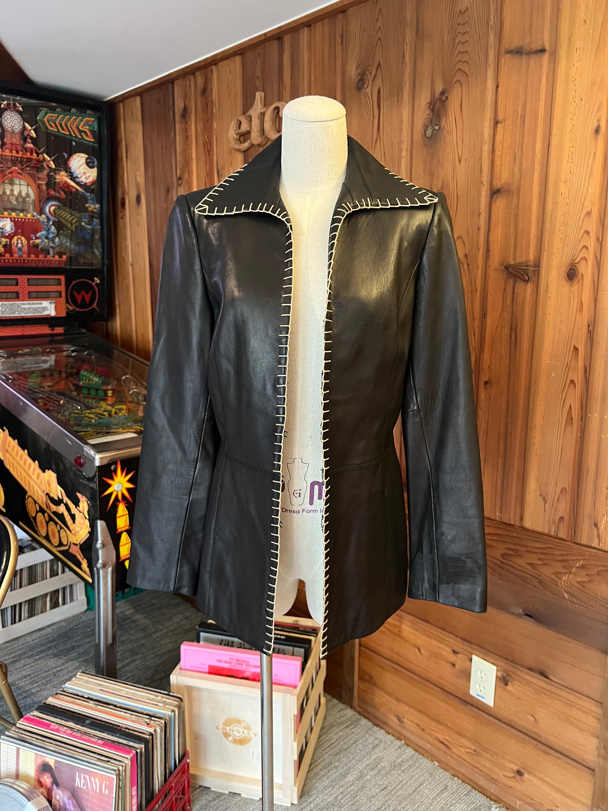 90s Vintage 100% Genuine Leather Jacket – Showstopper Vintage