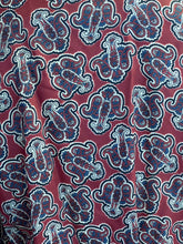 Load image into Gallery viewer, 50s Vintage Satin Paisley Print Robe
