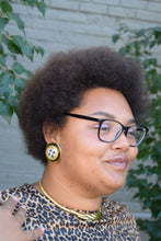 Load image into Gallery viewer, 1980&#39;s Black and Gold Houndstooth Clip-On Earrings
