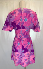Load image into Gallery viewer, 1970’s Dolman Sleeve Floral Mini Dress
