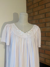 Load image into Gallery viewer, 1990’s Baby Pink Embroidered Nightgown
