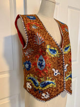 Load image into Gallery viewer, Vintage Paisley Embroidered Vest
